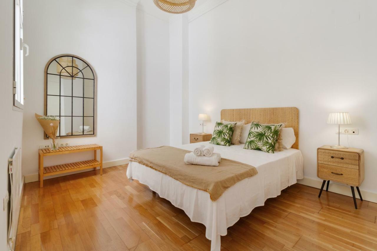 Del Parque Flats Letran Apartment Malaga Luaran gambar